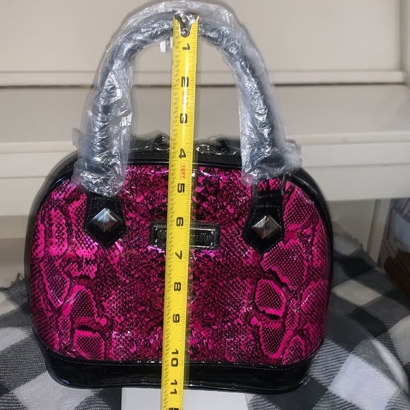 HTF Rare Loungefly Sugar Skull Embossed bag - Picture 11 of 12